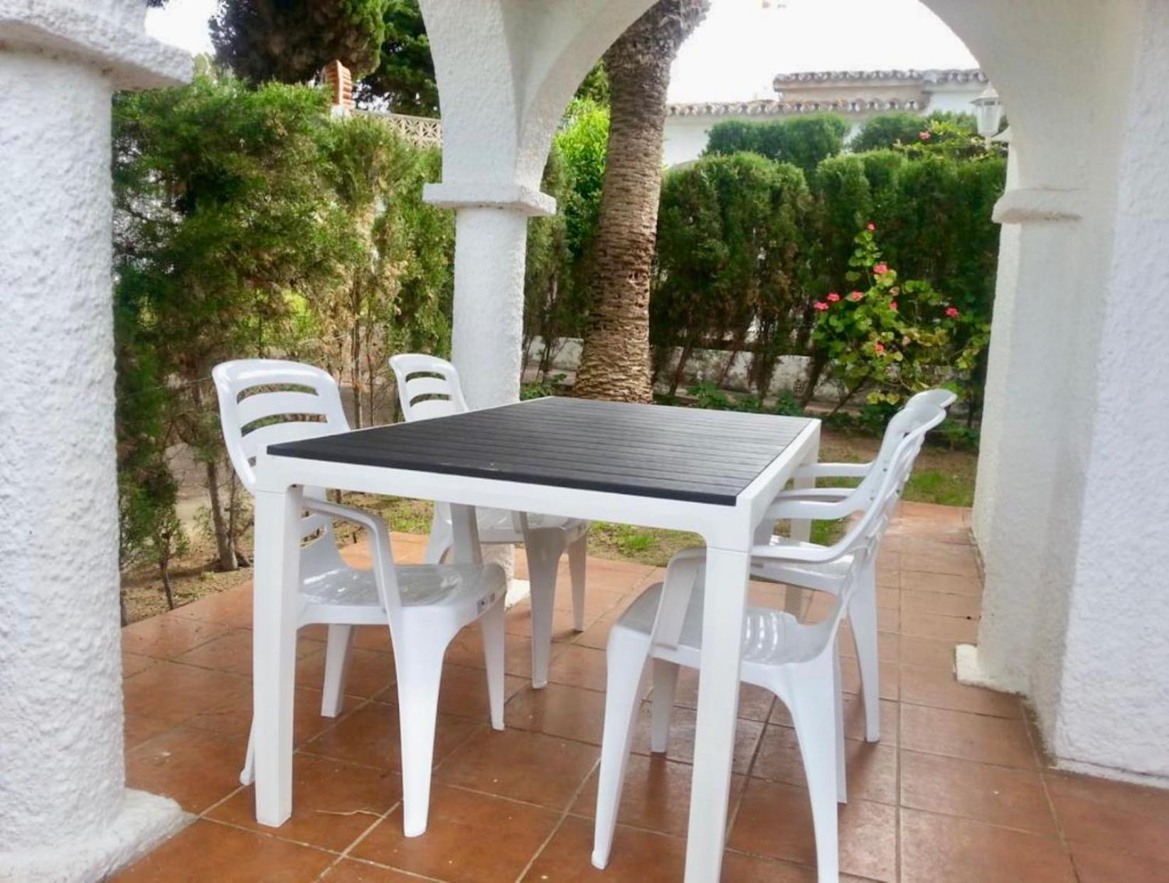 Casita En Playa Costabella, * Marbella